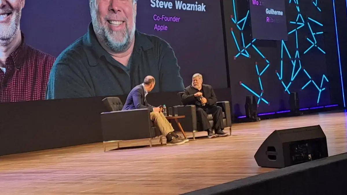 Steve Wozniak revela a inspiração por trás do lema 'Think Different' da Apple