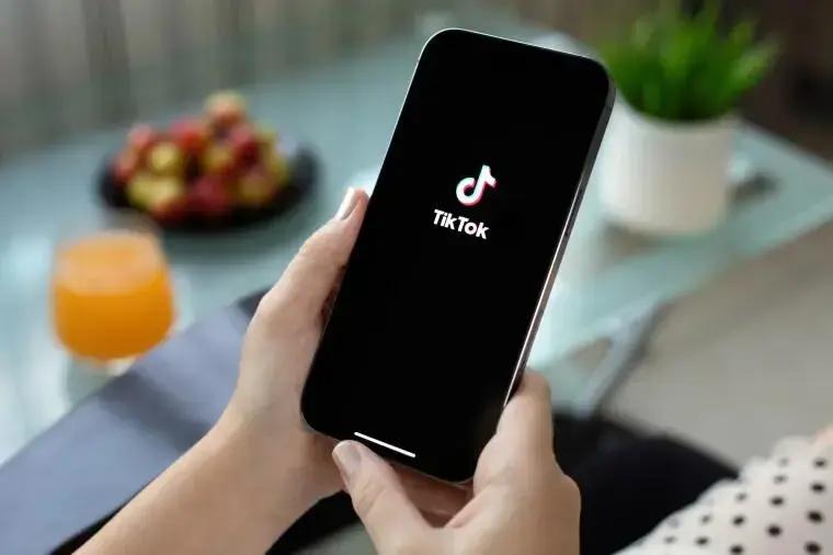 TikTok multado em 530 milhões de euros por regulador irlandês