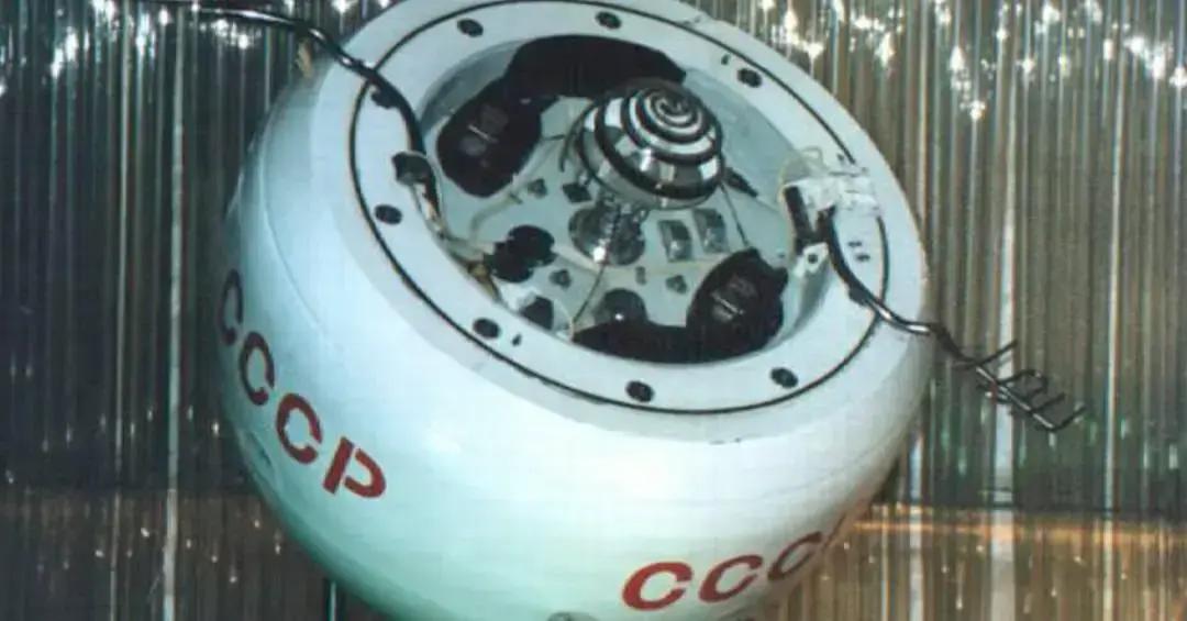 Sonda soviética lançada há 53 anos cai na Terra após falha em missão