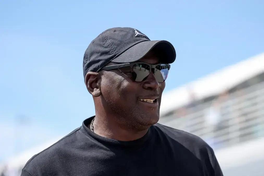 NBA retorna à NBC após 23 anos com Michael Jordan como colaborador especial
