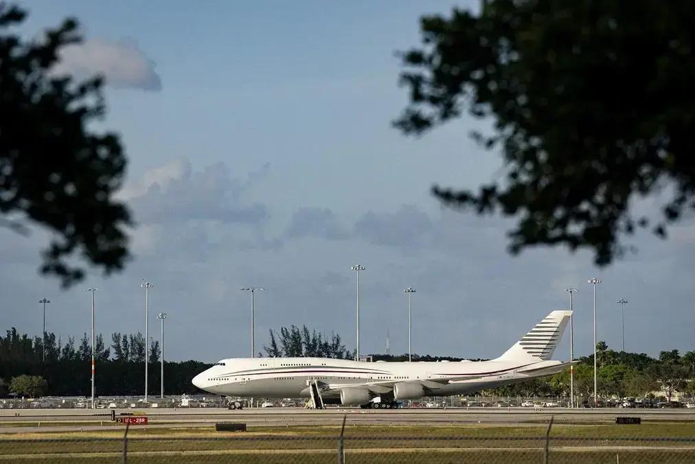 Trump buscou jato de luxo do Catar como substituto temporário para o Air Force One