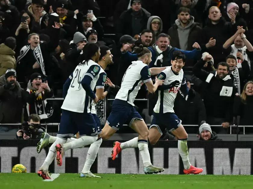 Onde assistir Tottenham x Manchester United