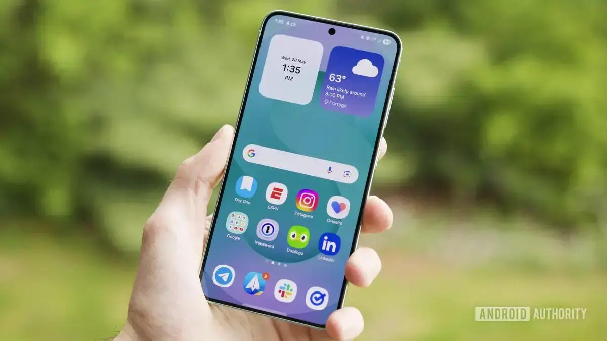 Pontos positivos e negativos da versão beta da One UI 8 para Galaxy S25