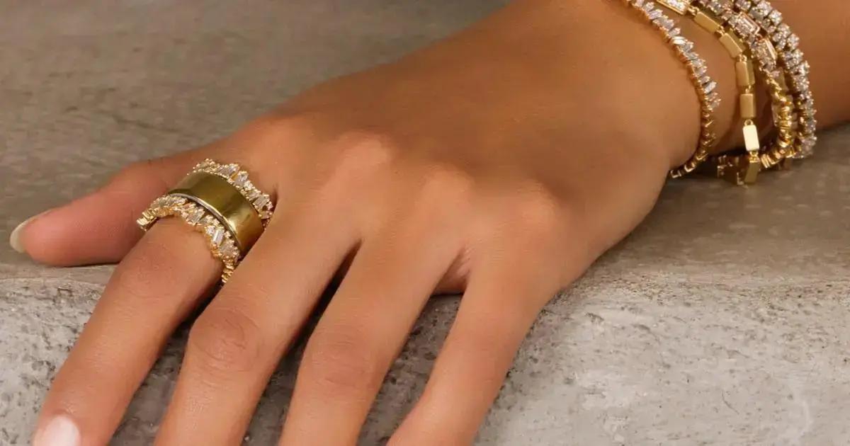 Tech Ring Jackets: O Luxo Perfeito para o Oura Ring 4