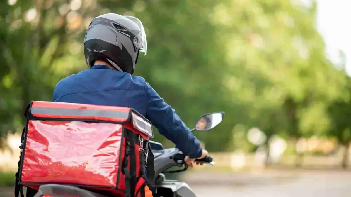 Uber e iFood fecham parceria para integrar serviços no Brasil