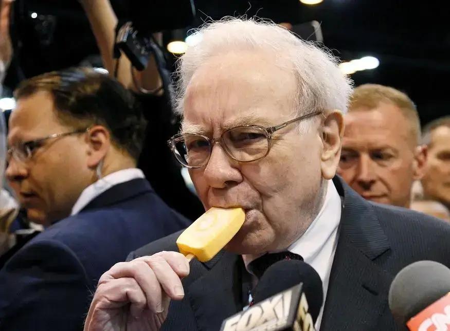 A Influência de Warren Buffett na Mentalidade dos Investidores