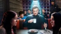 Resident Alien continua firme na Syfy: boas notícias para os fãs