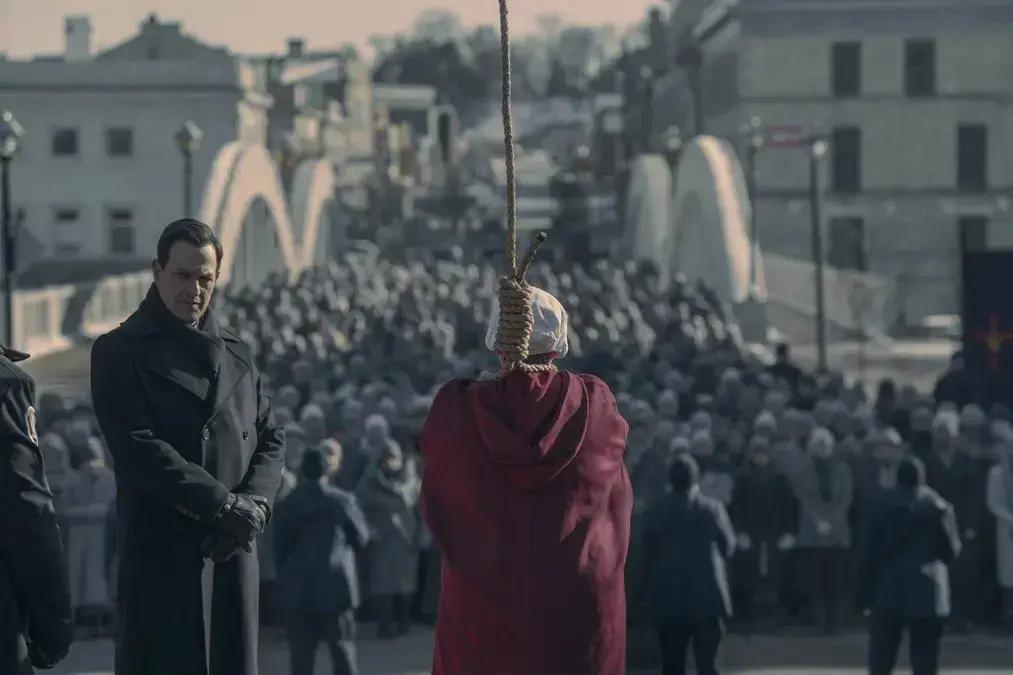 ‘The Handmaid’s Tale’ planejou mortes de personagens de forma estratégica
