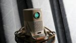 Yaber T2: Projetor Portátil com Preço Imperdível