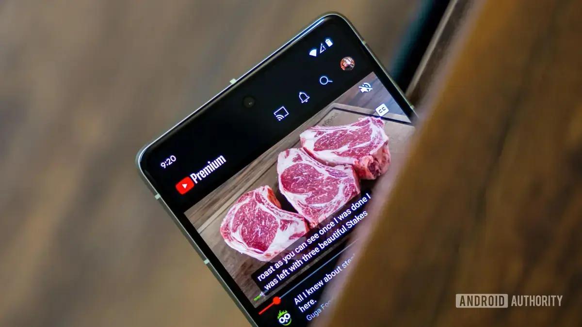 YouTube permite bloquear recomendações de canais indesejados