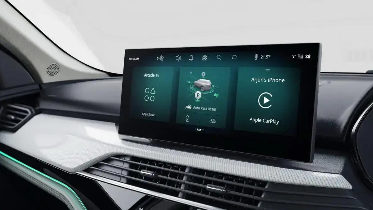 Primeiro carro com tela Neo QLED da Samsung chega ao mercado