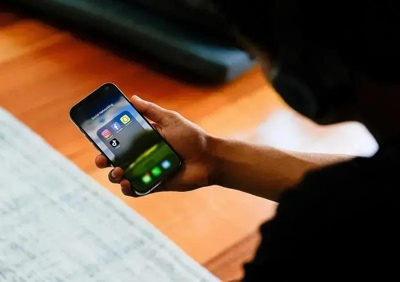 Psicologia, não IA: A chave para chatbots eficientes