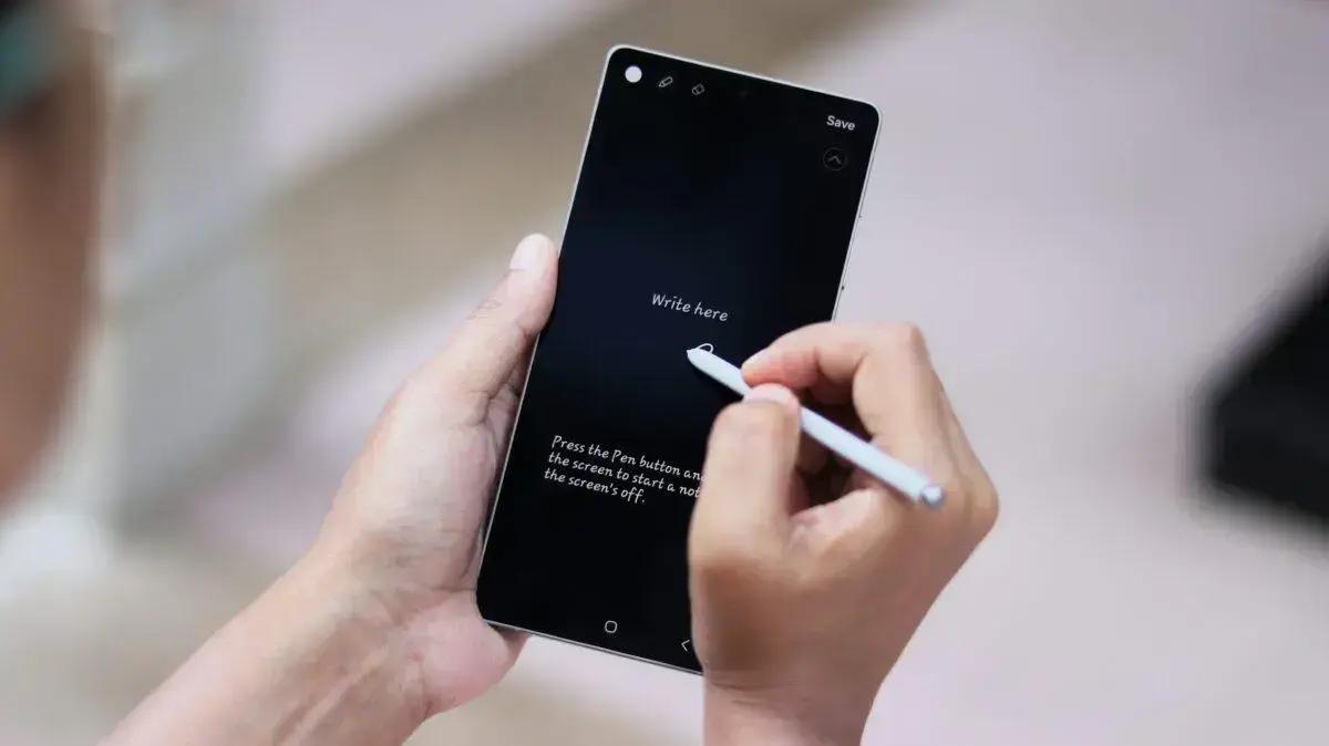 Galaxy S27 Ultra pode eliminar o slot dedicado para a S Pen