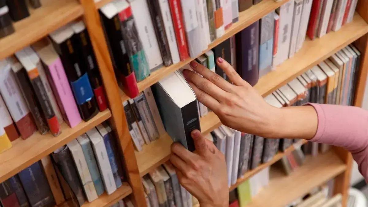 Amazon oferece livros físicos com descontos a partir de R$ 6