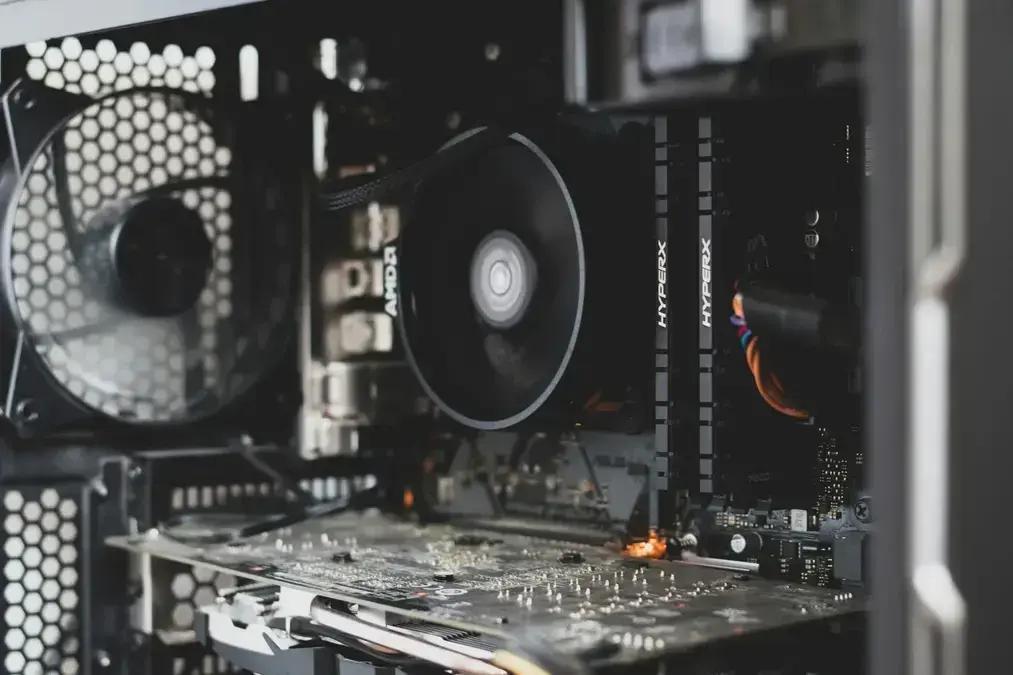 China encerra produção de módulos DDR4 para focar em tecnologias mais avançadas