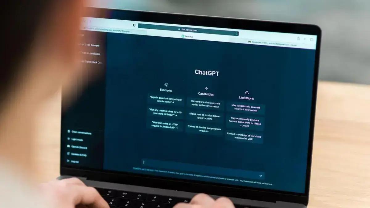 Como a OpenAI gera receita com o ChatGPT mesmo oferecendo o serviço grátis