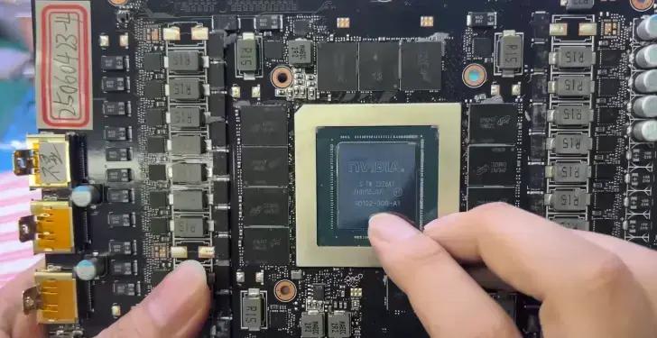 Placas de vídeo RTX 4090 falsificadas são vendidas como originais; técnico revela diferenças