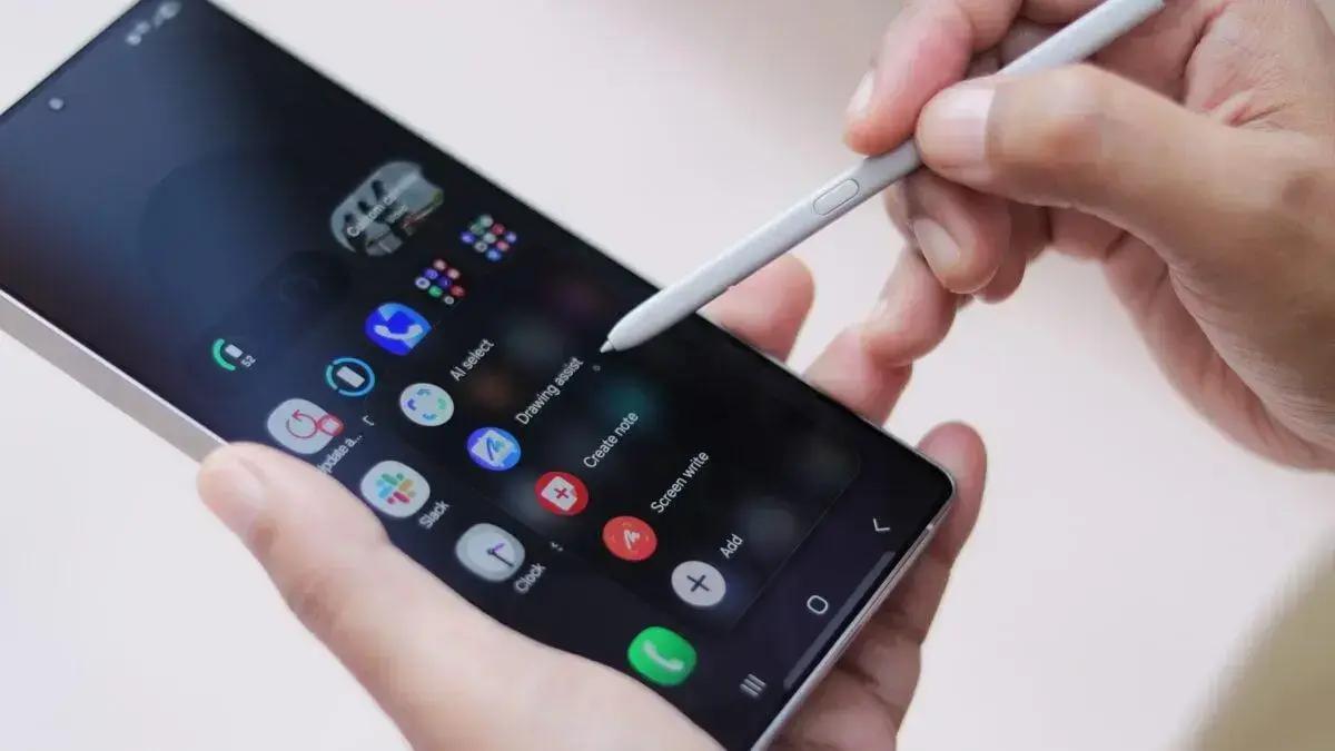 Samsung Notes terá nova interface e barra de ferramentas personalizável com One UI 8