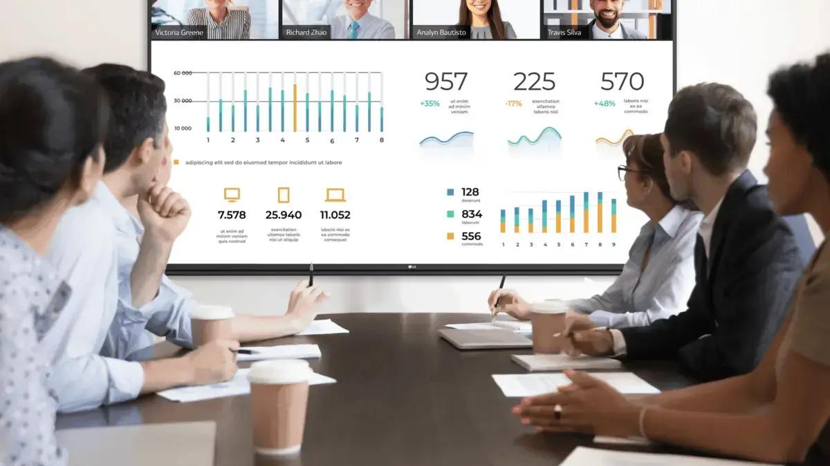 LG apresenta inovações em telas interativas na feira de tecnologia