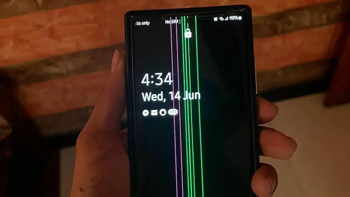 Samsung estende prazo para troca gratuita de telas com linhas verdes na Índia até 2025