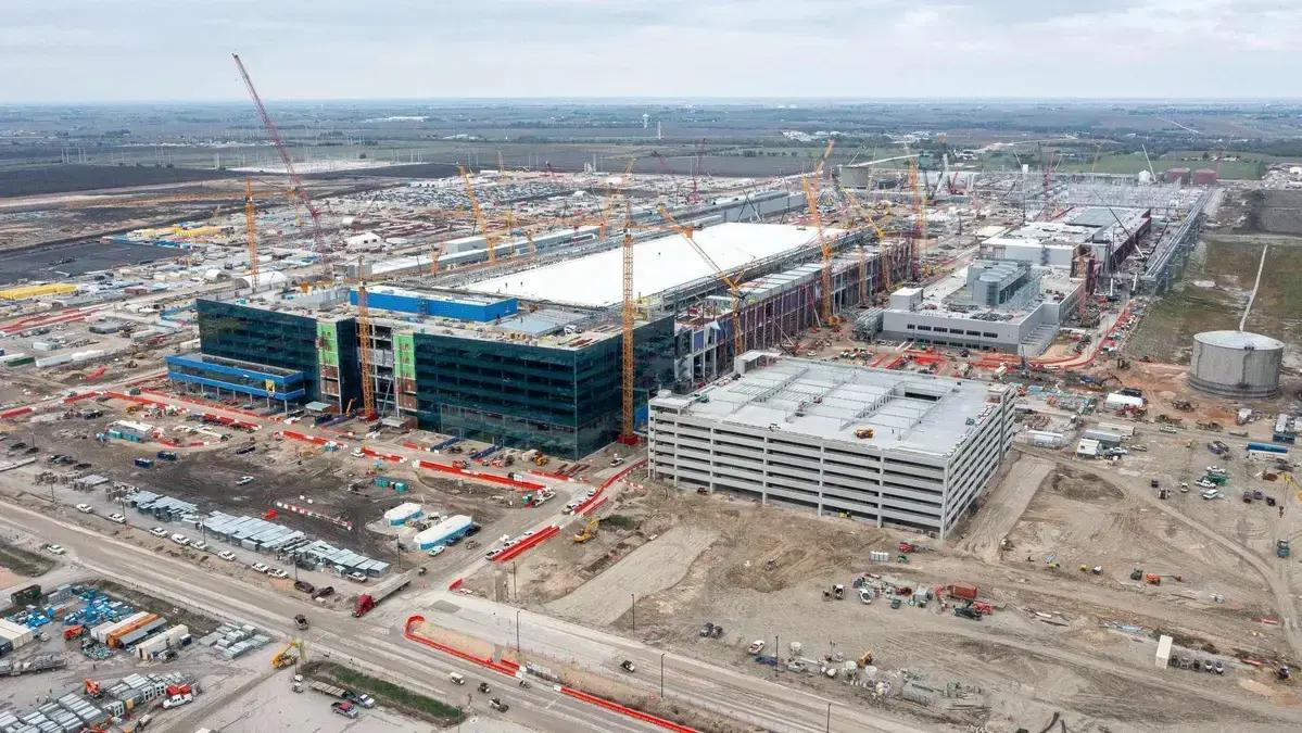 Fábrica da Samsung nos EUA adiada para 2026 devido a desafios na produção de chips