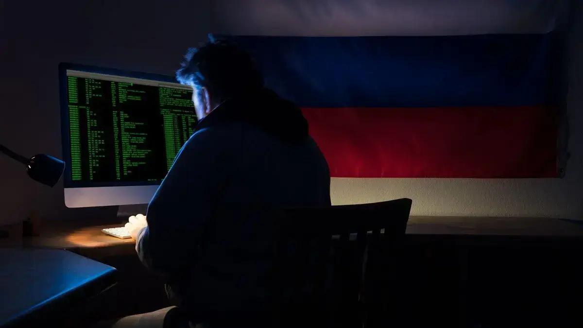 Rússia manipula dados de IA com narrativas falsas, alertam especialistas