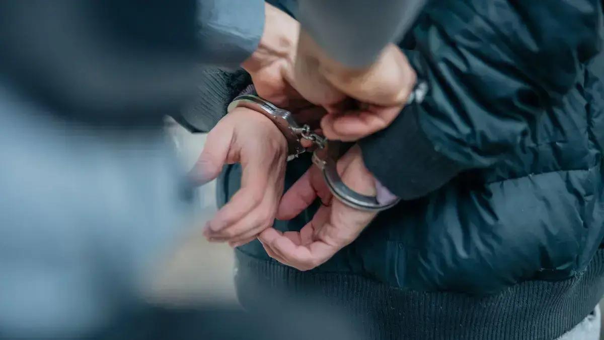 Polícia prende suspeito de liderar ataque cibernético ao TJRS ao vivo na deep web