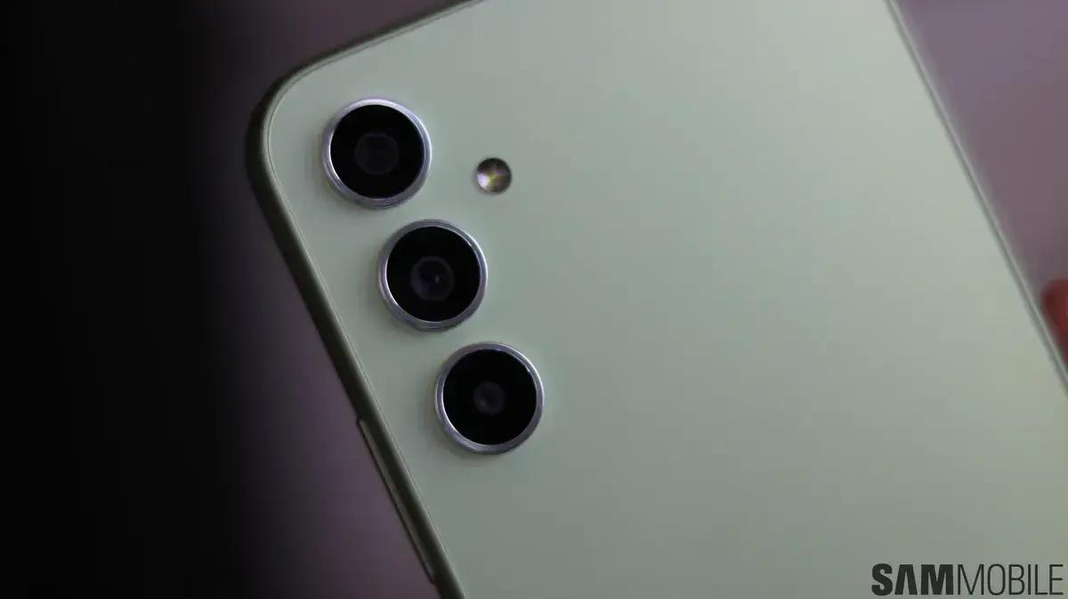 Atualização One UI 8 do Galaxy A34 está em fase de testes