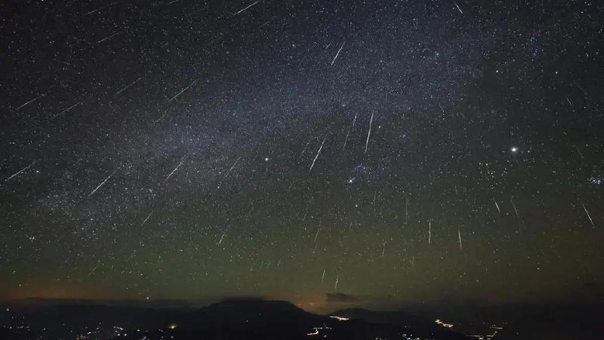 Céu de julho reserva chuva de meteoros Delta Aquáridas para observação