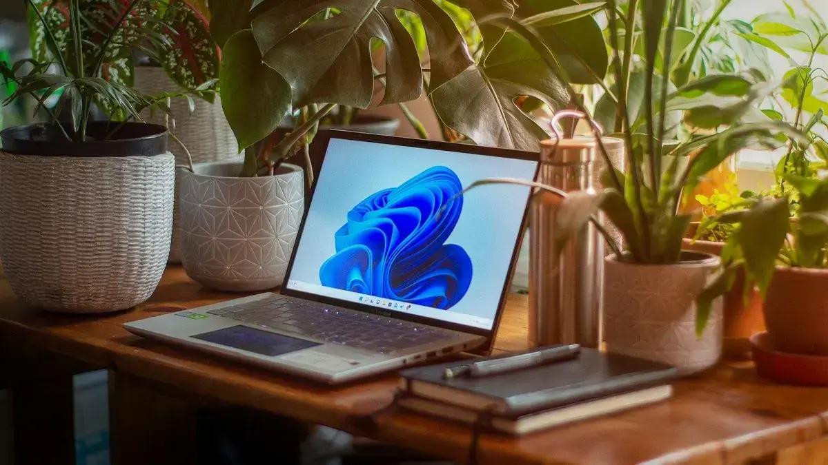 Microsoft amplia visão do Copilot no Windows 11 com compartilhamento de tela em tempo real