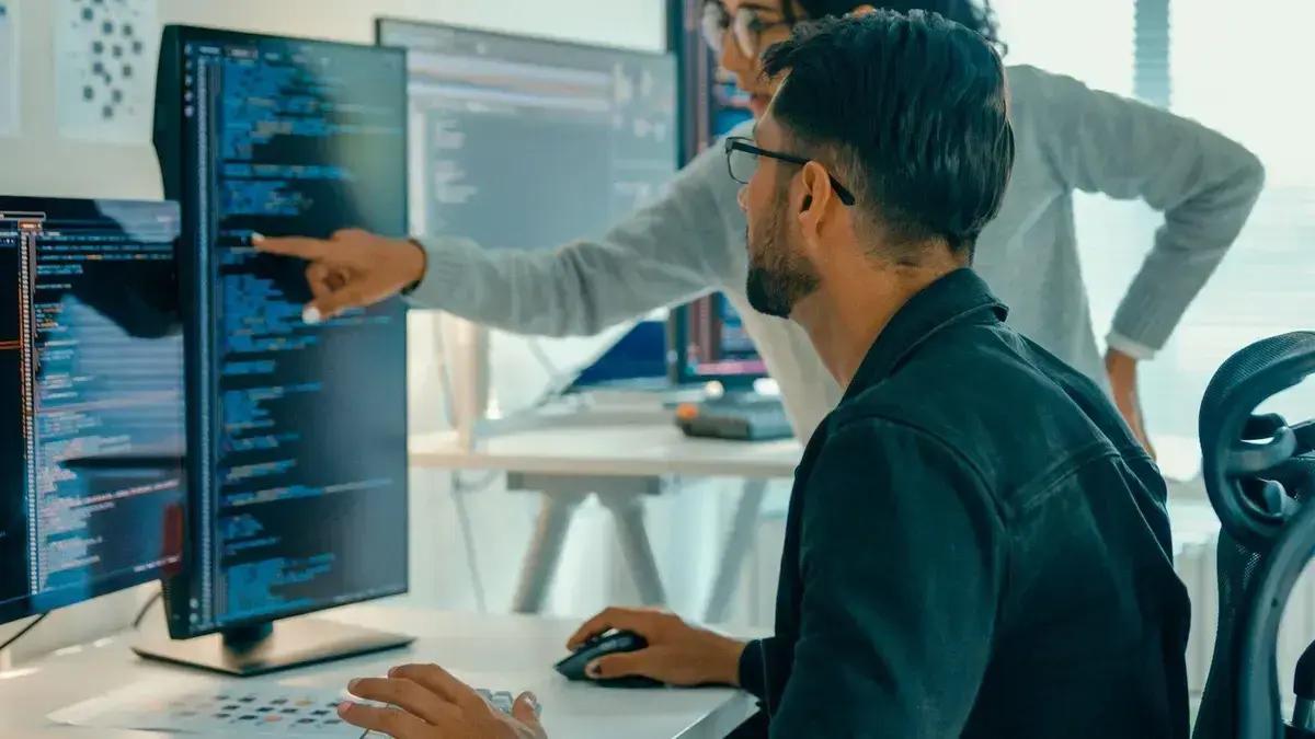 Curso gratuito de Python da Alura já está com inscrições abertas