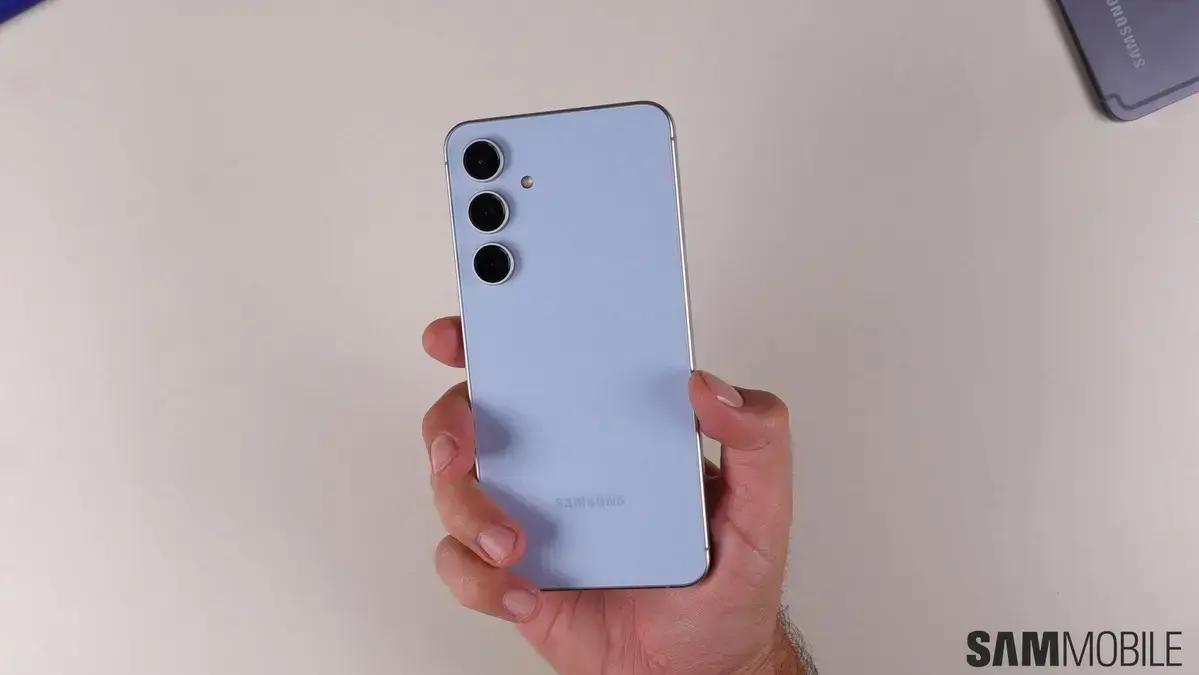 Vale a pena investir no Galaxy S24 FE ao invés do Galaxy A56 nos EUA