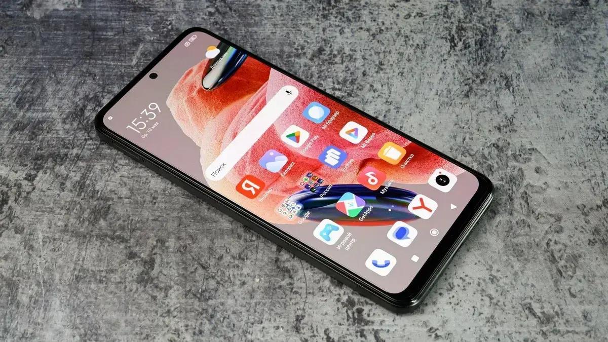 Xiaomi pode seguir tendência de design semelhante ao iOS 26, inspirado no Liquid Glass