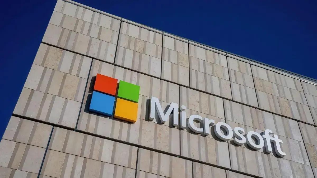 Microsoft reduz postos de trabalho para investir mais em IA