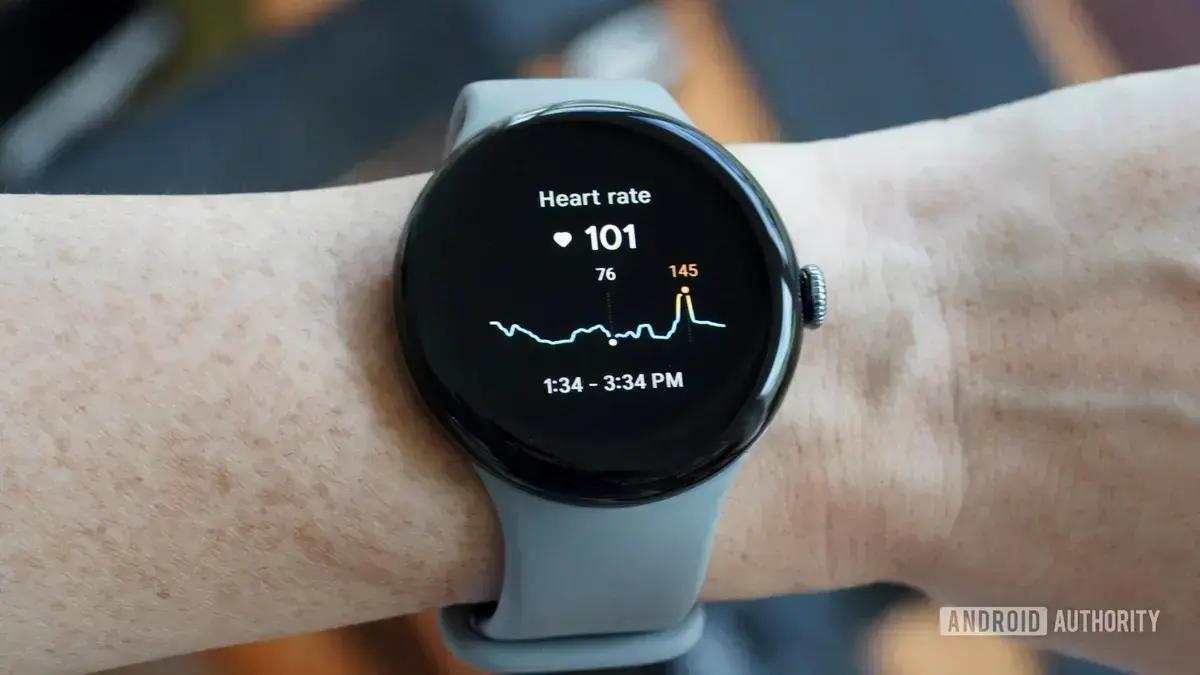 Atualizações no Pixel Watch 4 focam em reparabilidade e funcionalidades de saúde