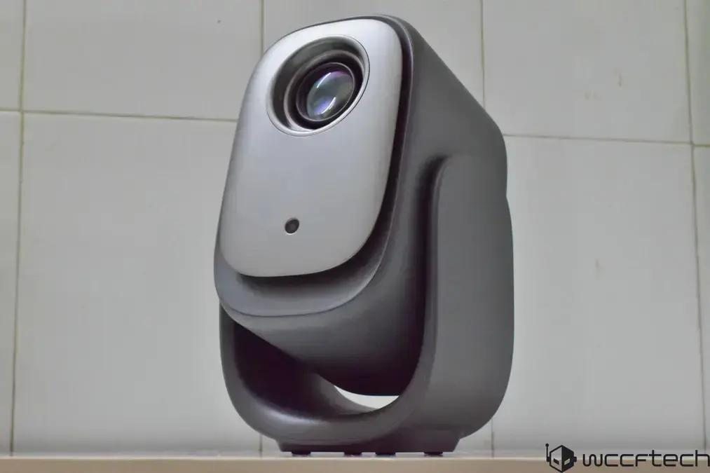 Avaliação do projetor Dangbei N2 Mini para espaços compactos