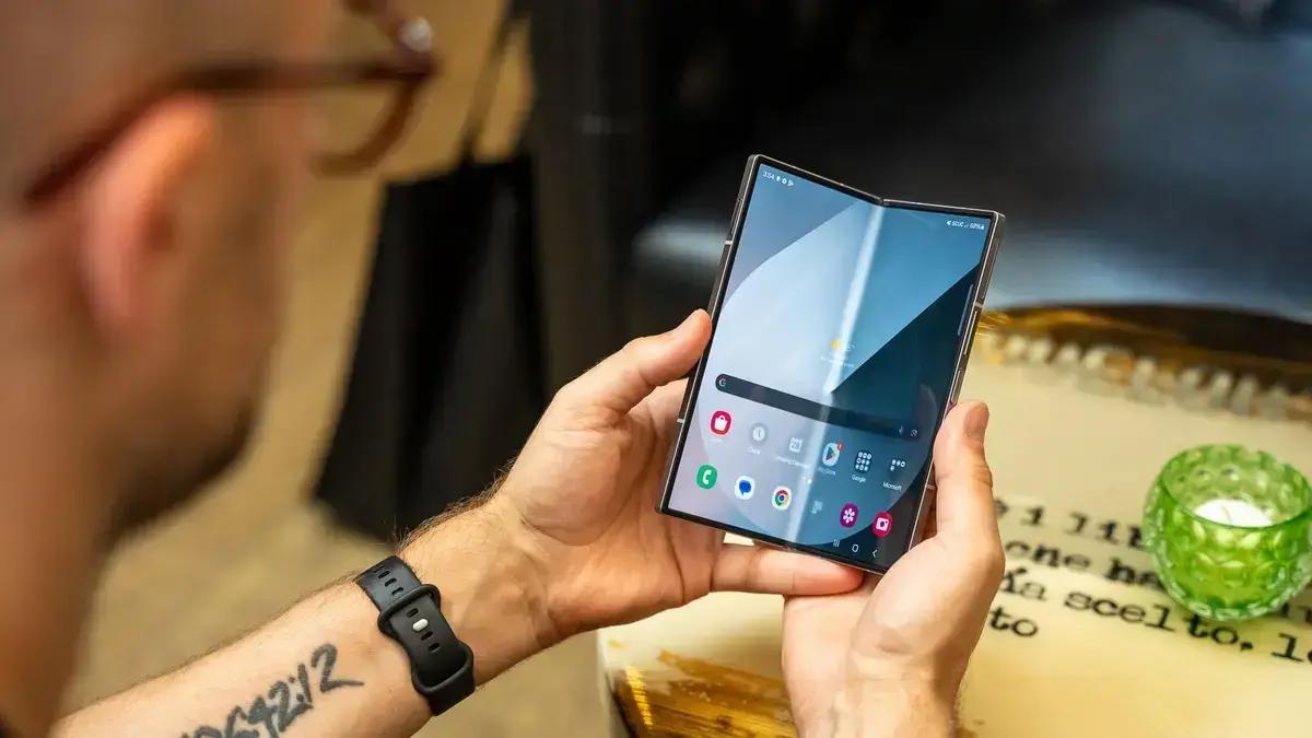 Descontos no Galaxy Z Fold 6 podem chegar ao mercado internacional