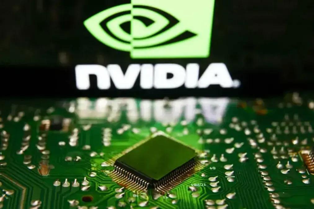 Nvidia retoma vendas de chips de IA na China após reunião com Trump