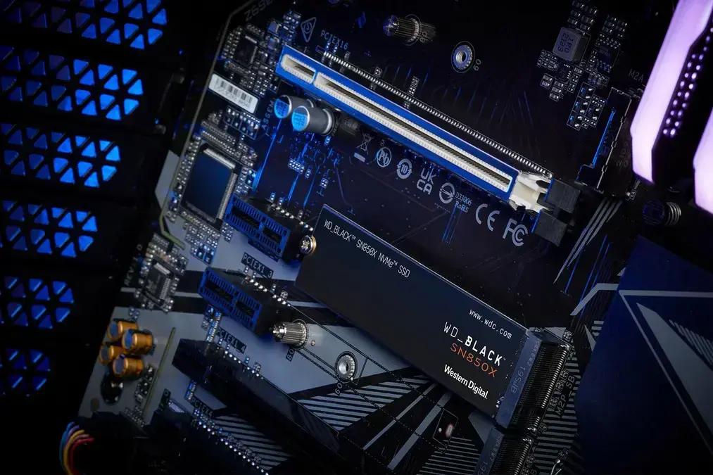Atualização do Windows 11 pode causar falhas em SSDs durante gravação intensa