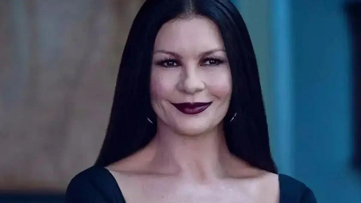 Catherine Zeta-Jones: Conheça 7 filmes e séries marcantes da carreira da Mortícia de Wandinha