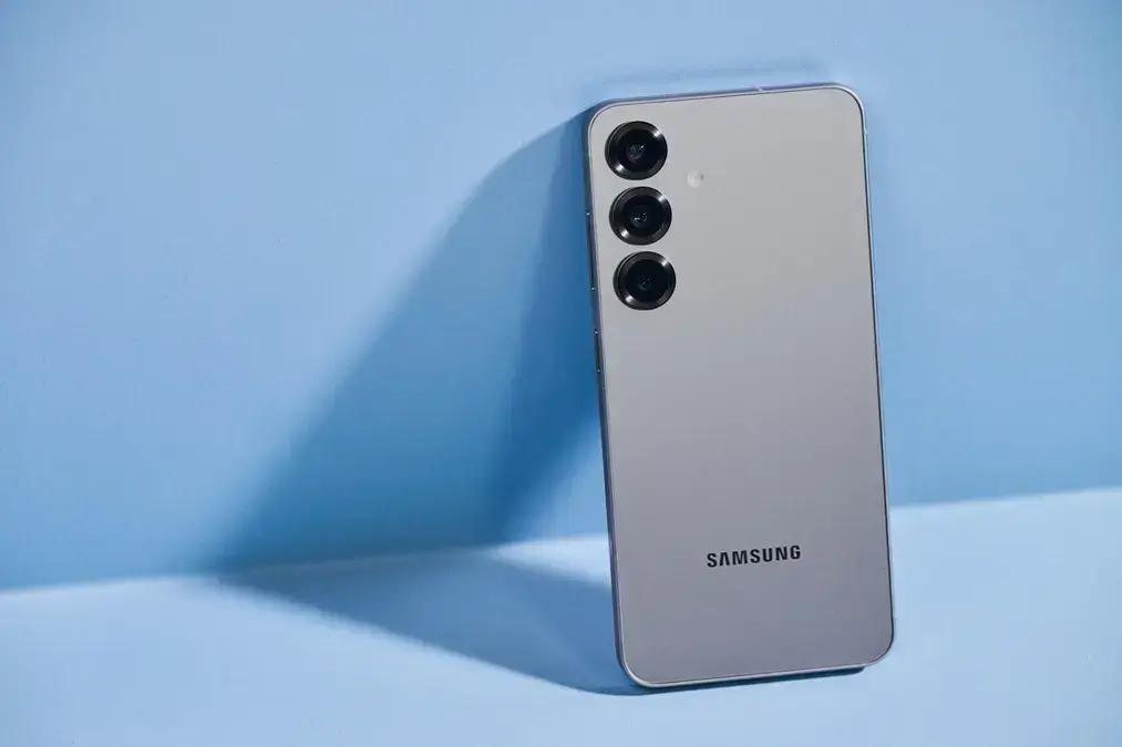 Galaxy S25 FE: Vazamento revela design e opções de cores do novo smartphone Samsung