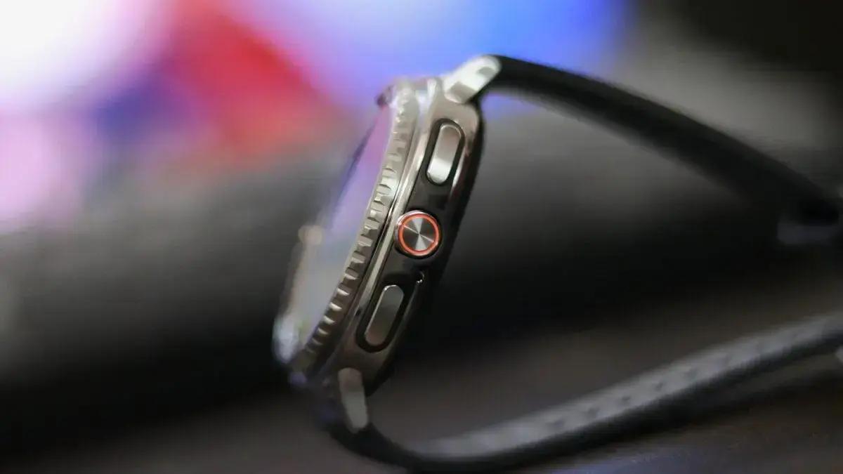 Galaxy Watch 8 Classic e Buds 3 Pro: Oferta nos EUA para o smartwatch retorna com fone premium