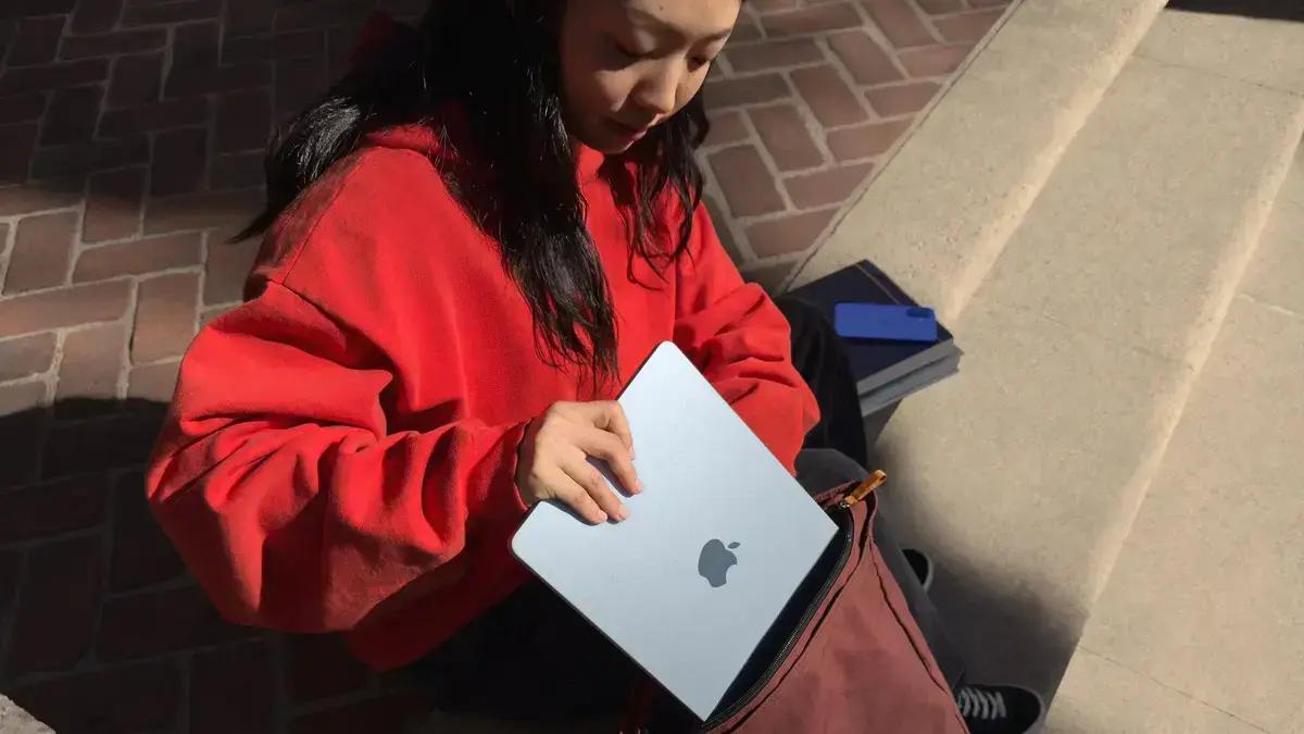 Oferta internacional: preço recorde do Apple MacBook Air M4 volta a US$ 799