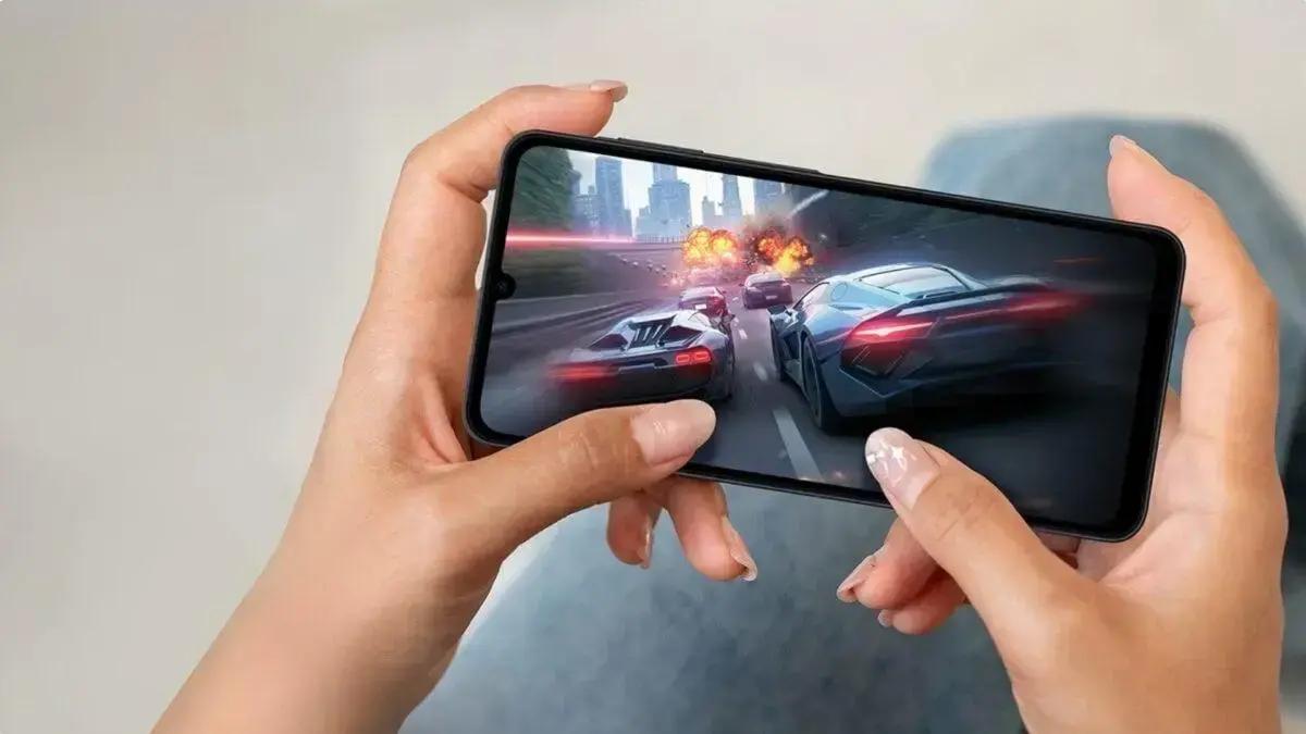 Galaxy A17 5G recebe atualização One UI 8 antes de modelos mais caros