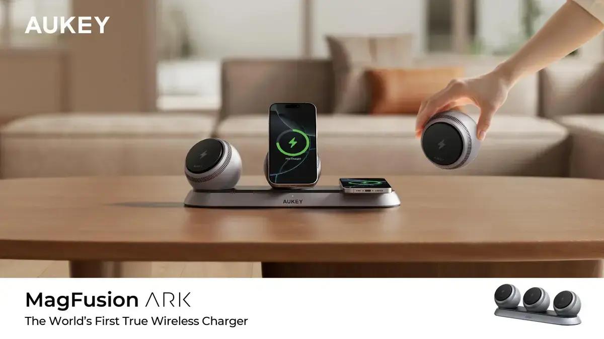 Aukey lança MagFusion Ark, carregador wireless modular com esferas power bank destacáveis