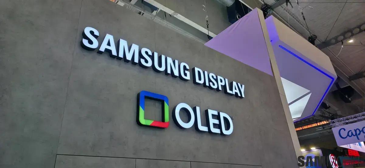Samsung Display apresenta inovação em telas OLED com novo 'cockpit digital' para carros