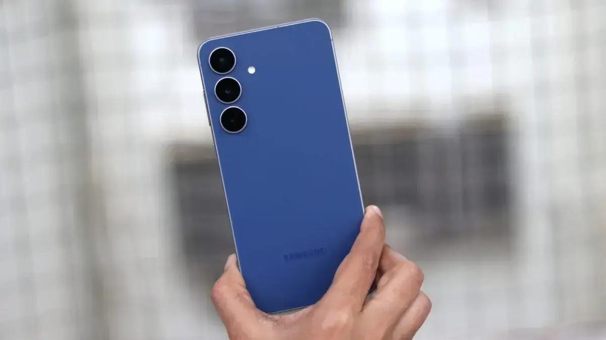 Samsung planeja integrar função de toque duplo atrás no One UI 8.5