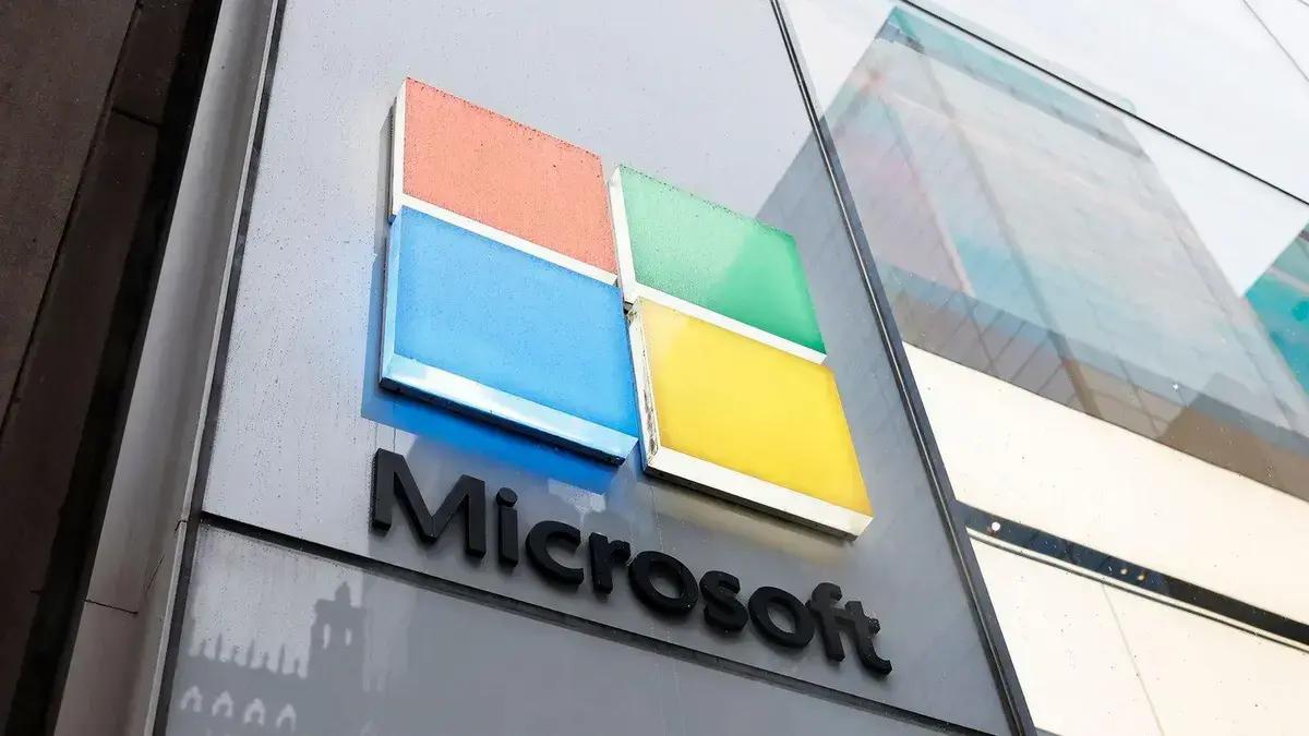 Usuários criticam Microsoft por encerrar suporte do Windows 10 e exigir atualização forçada