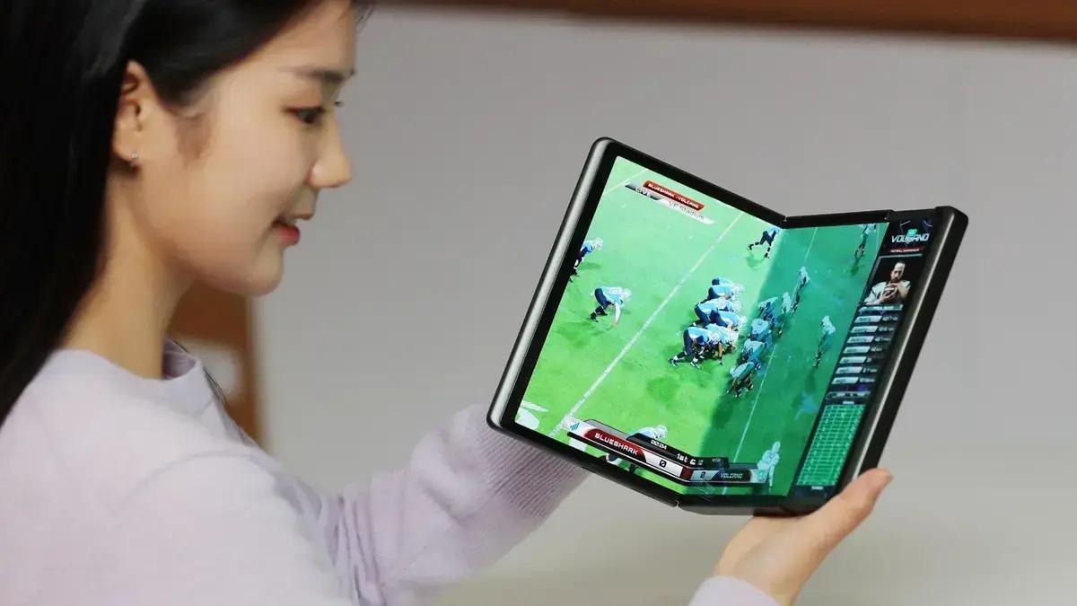 Samsung planeja lançar Galaxy Z TriFold antes do esperado, mas com estoque limitado