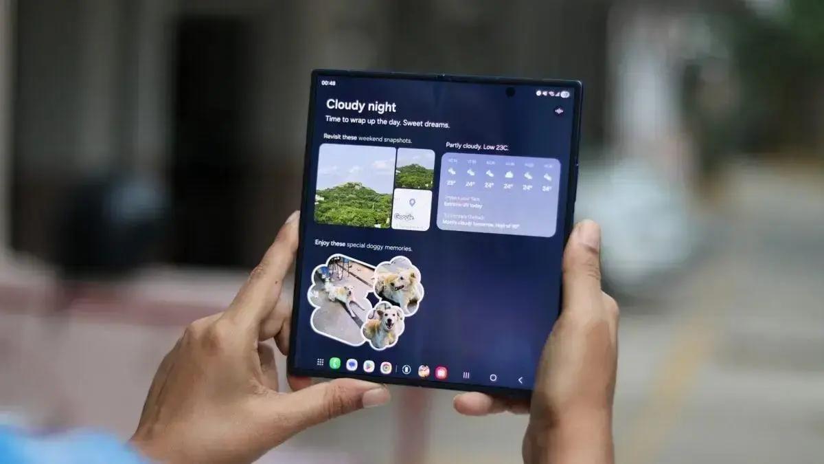 Apple corre risco de perder um em cada cinco donos de iPhone para celulares dobráveis da Samsung
